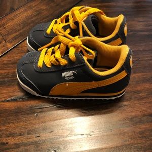 Toddler Puma size 6.0